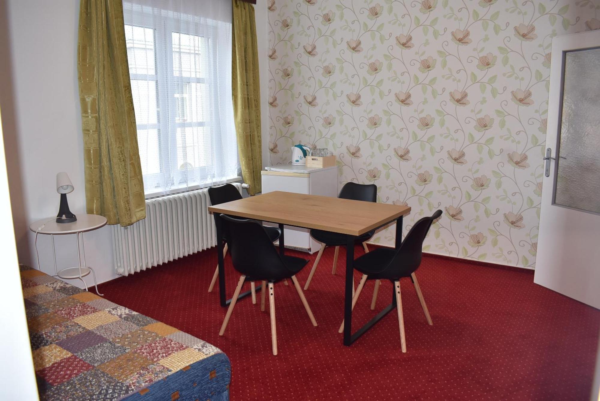 Hotel Grand Tanvald Extérieur photo