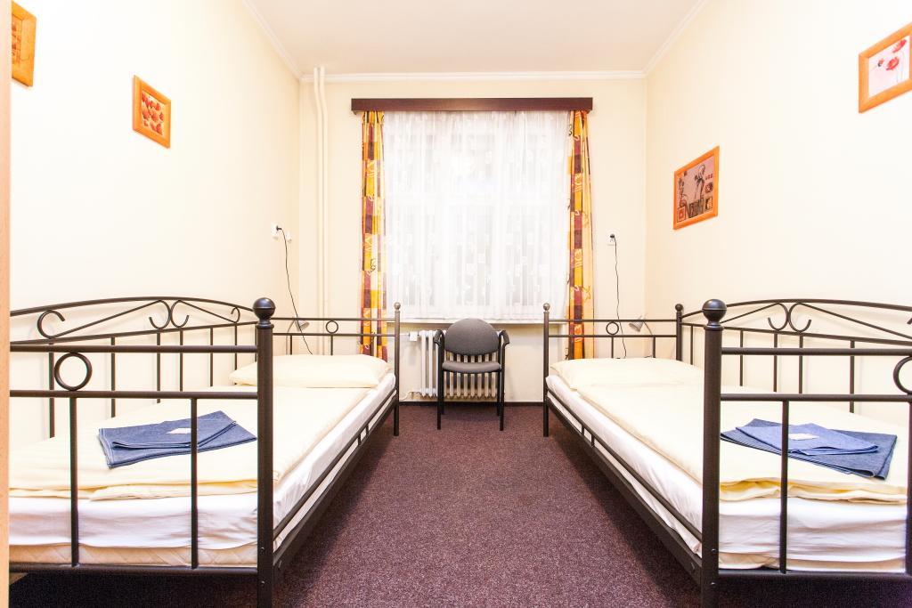 Hotel Grand Tanvald Extérieur photo